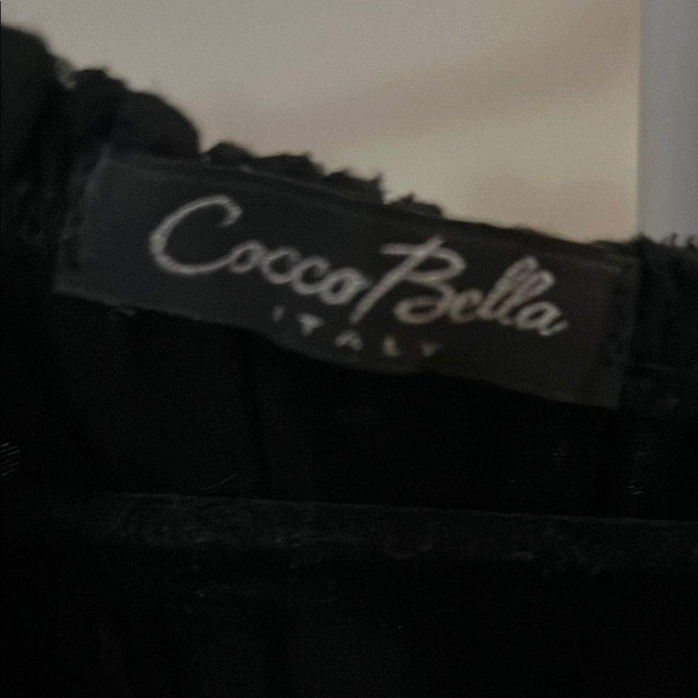 Cocco Bella Black Garment